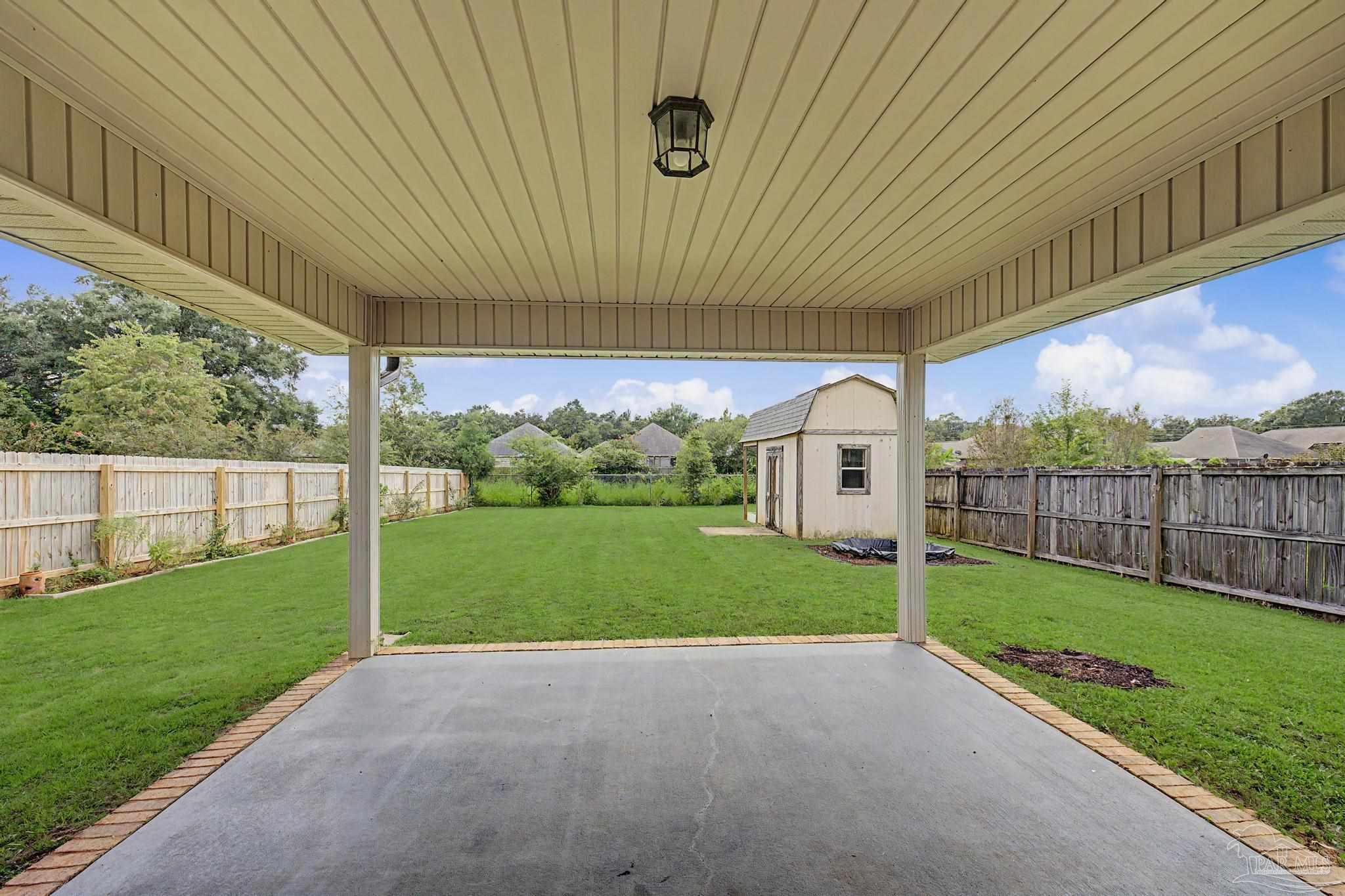 main property photo 30