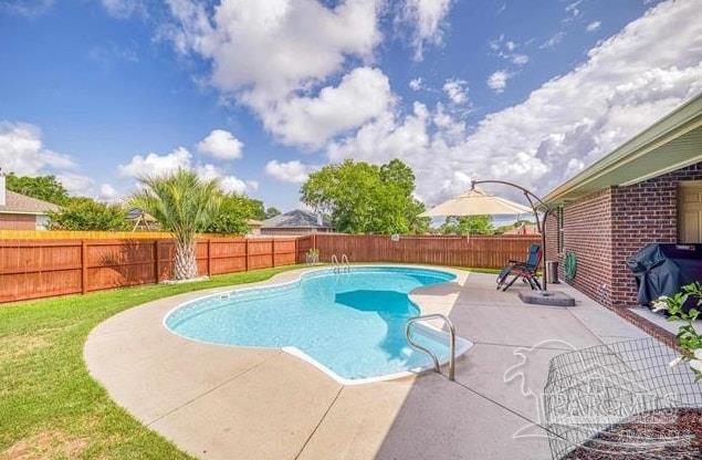 main property photo 23