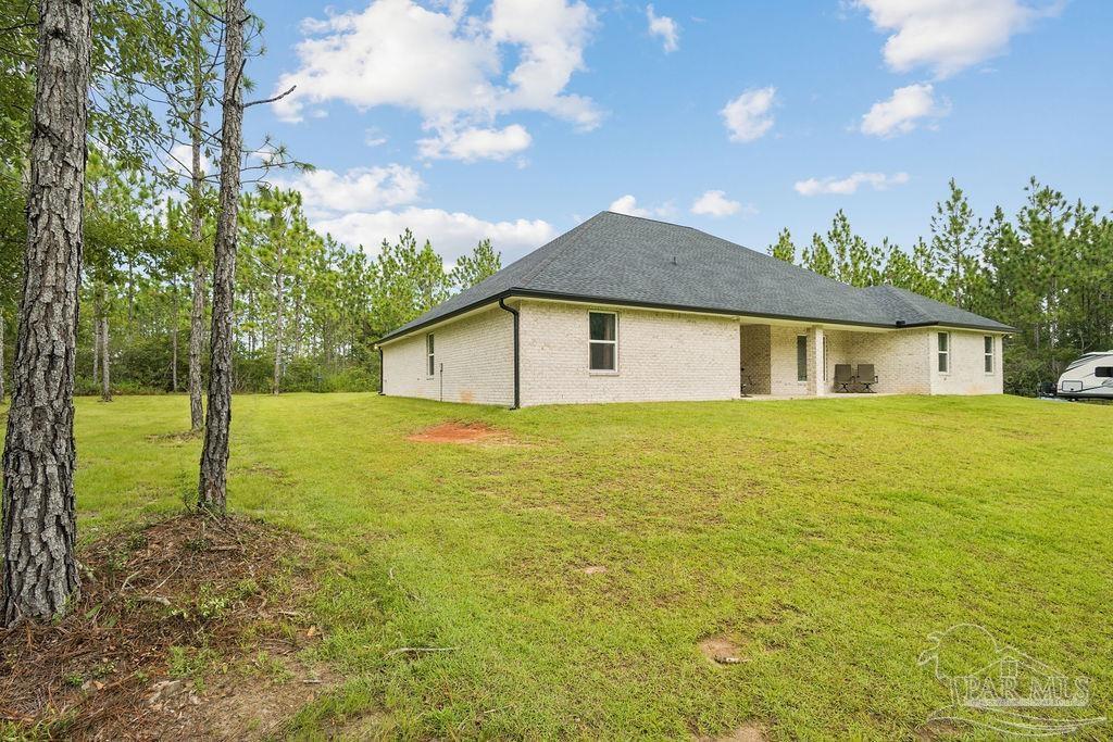 main property photo 37