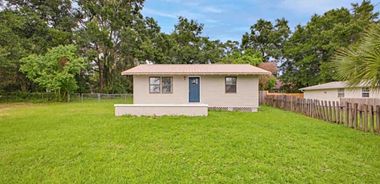image of property with 2 Bed | 1 Bath | 768 Sqft