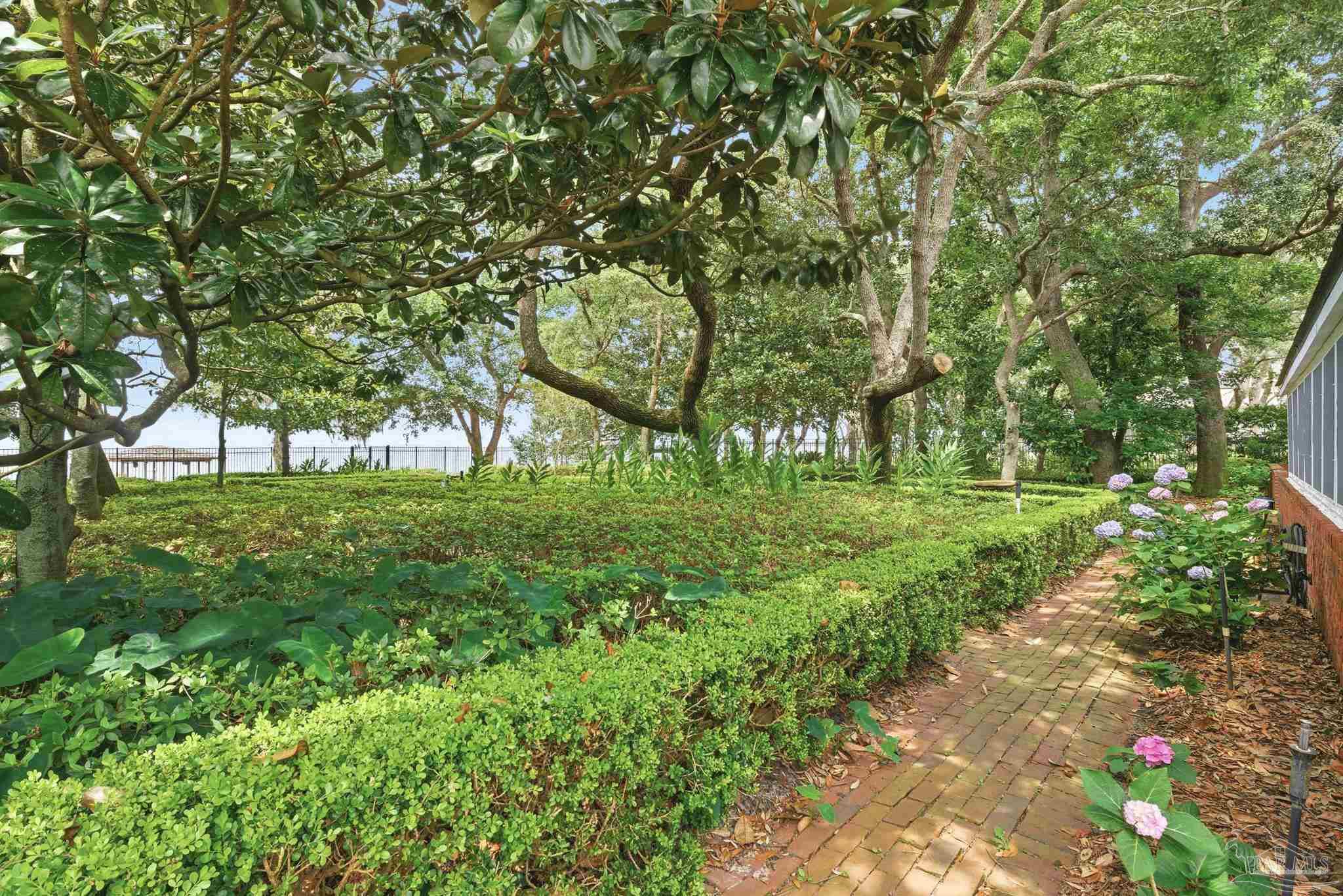 main property photo 51