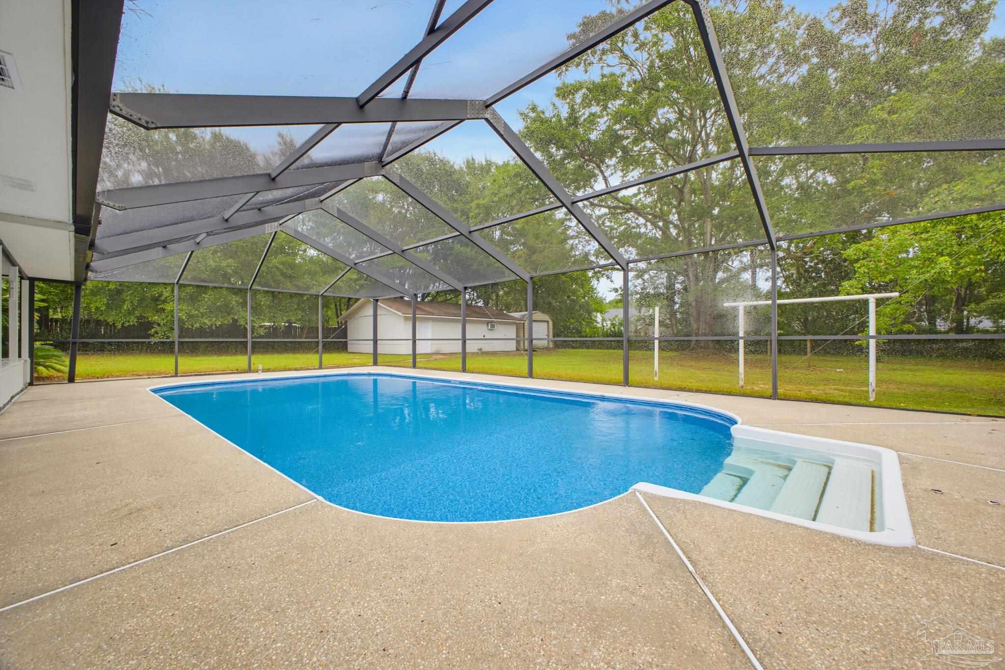main property photo 50