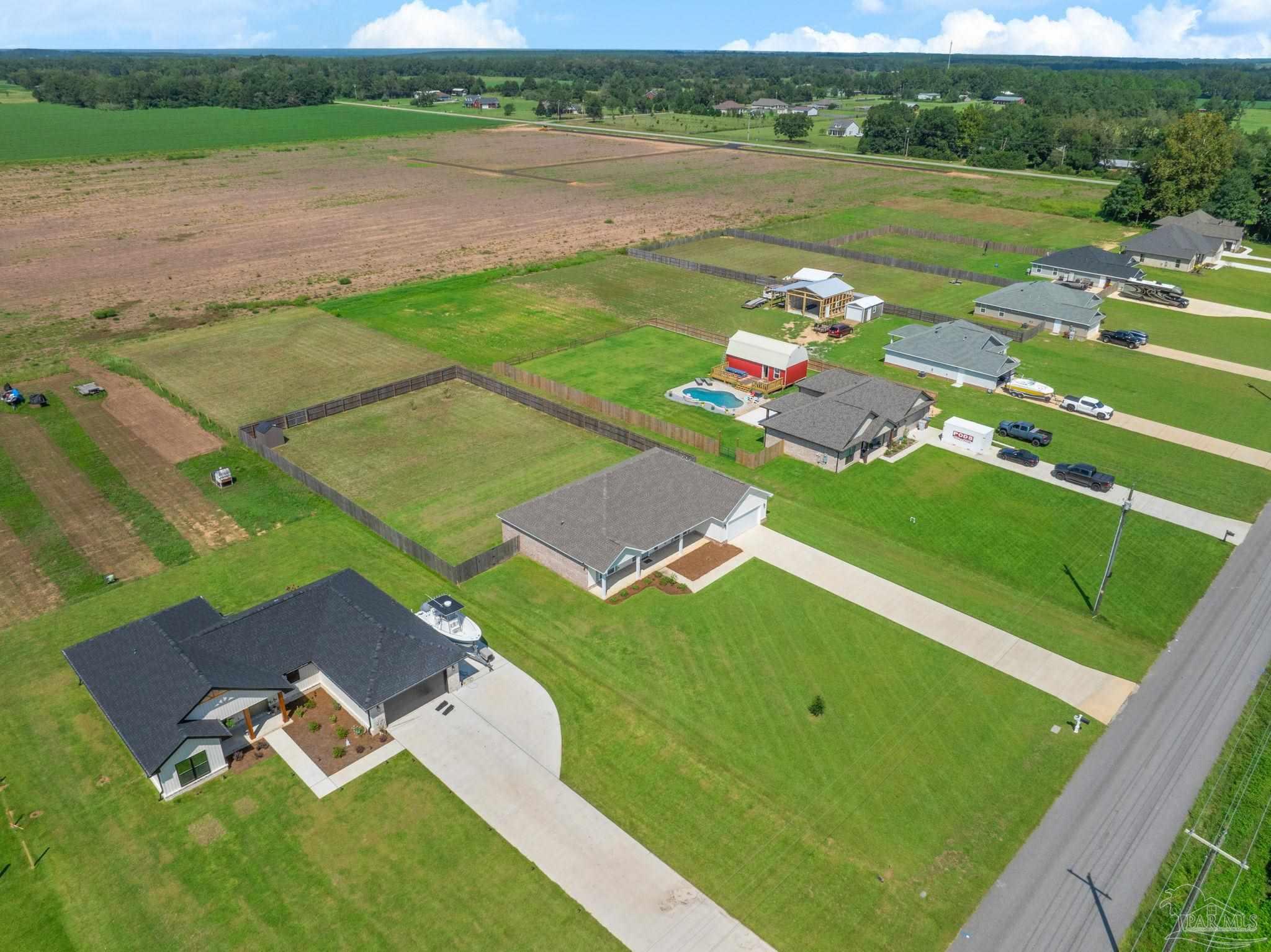 main property photo 43