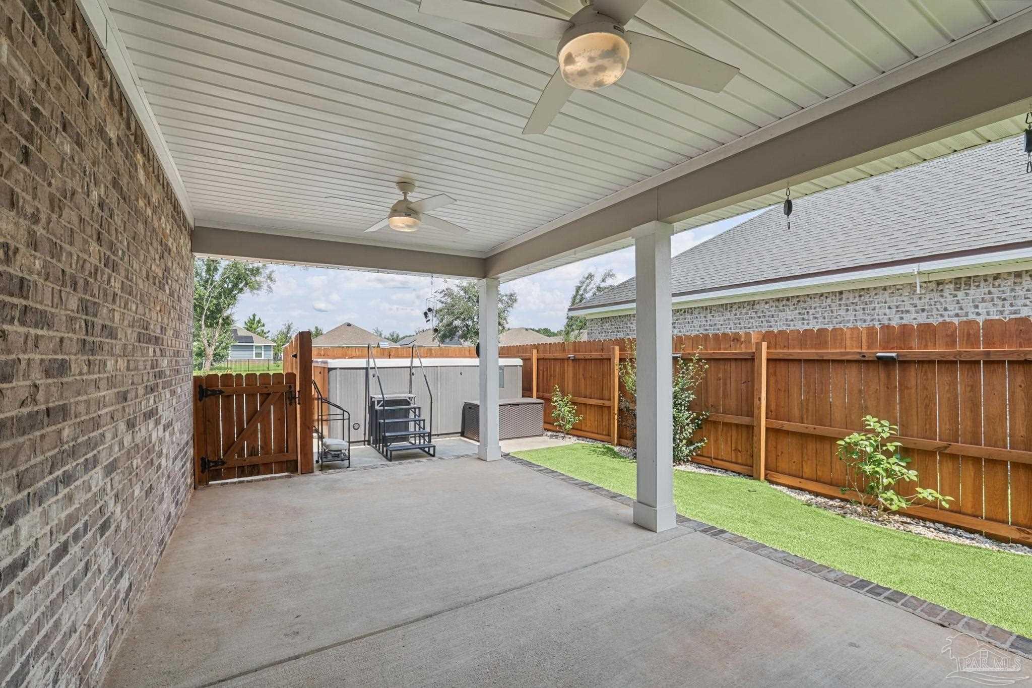 main property photo 41