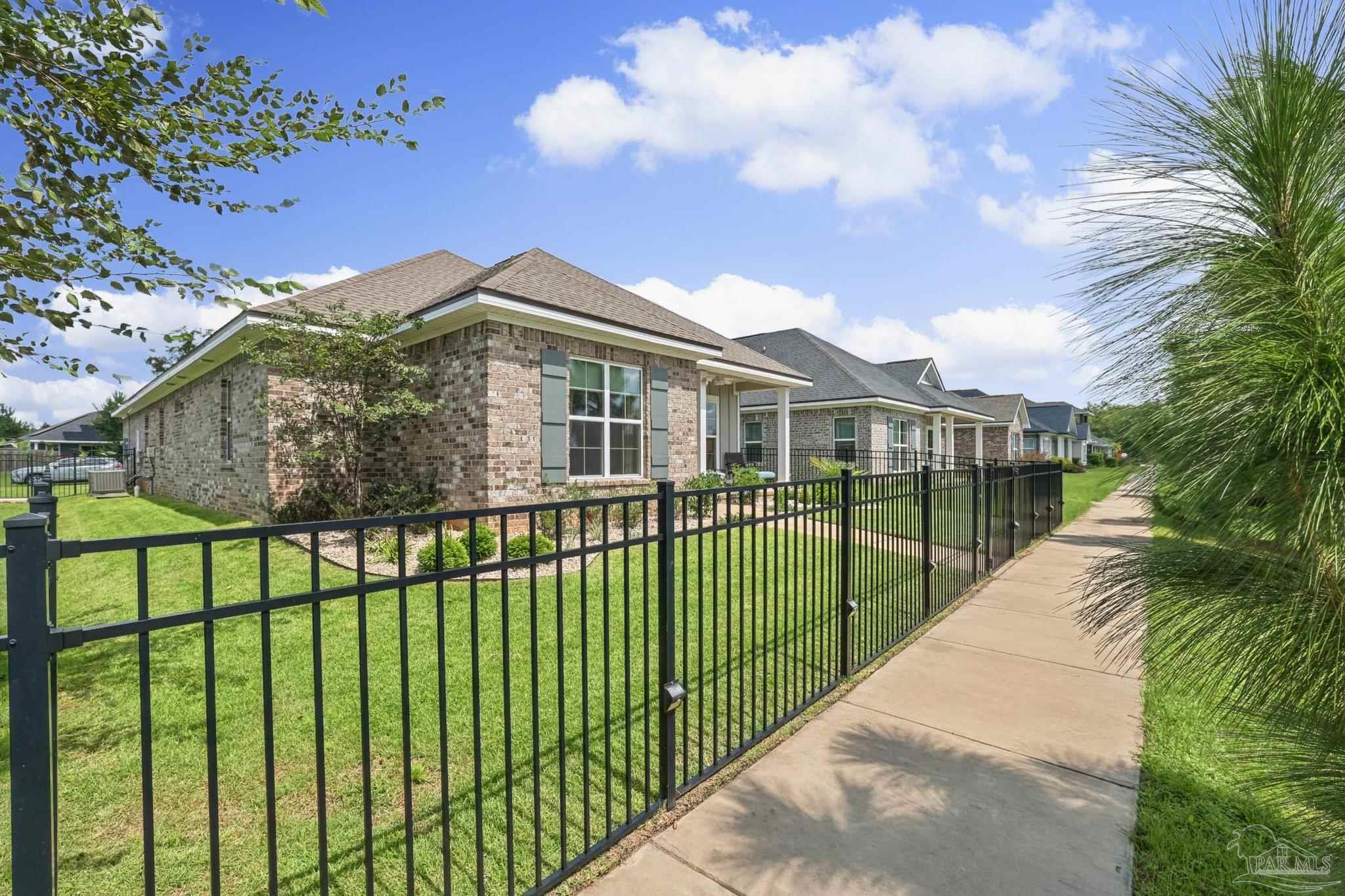 main property photo 50
