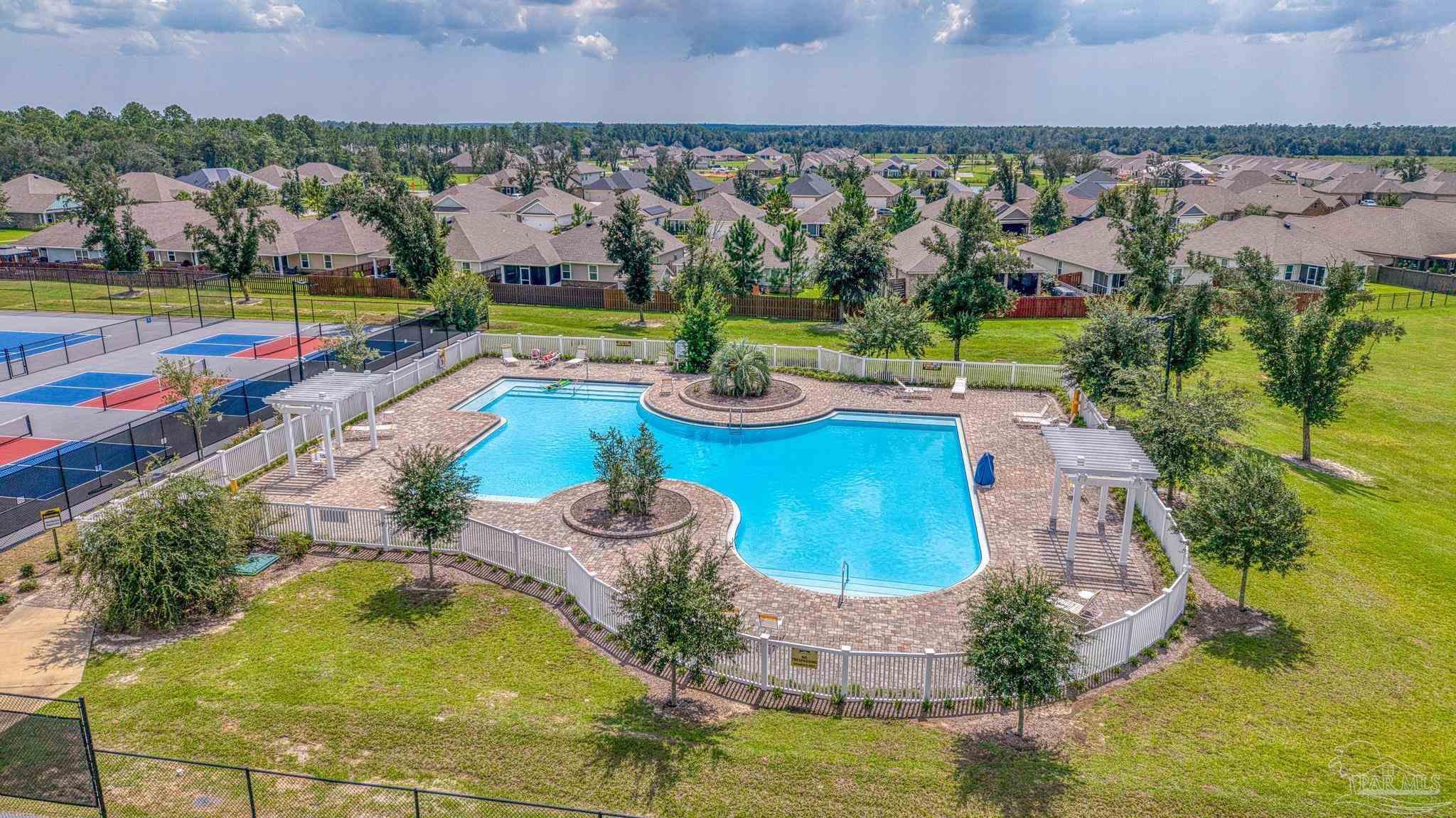 main property photo 68