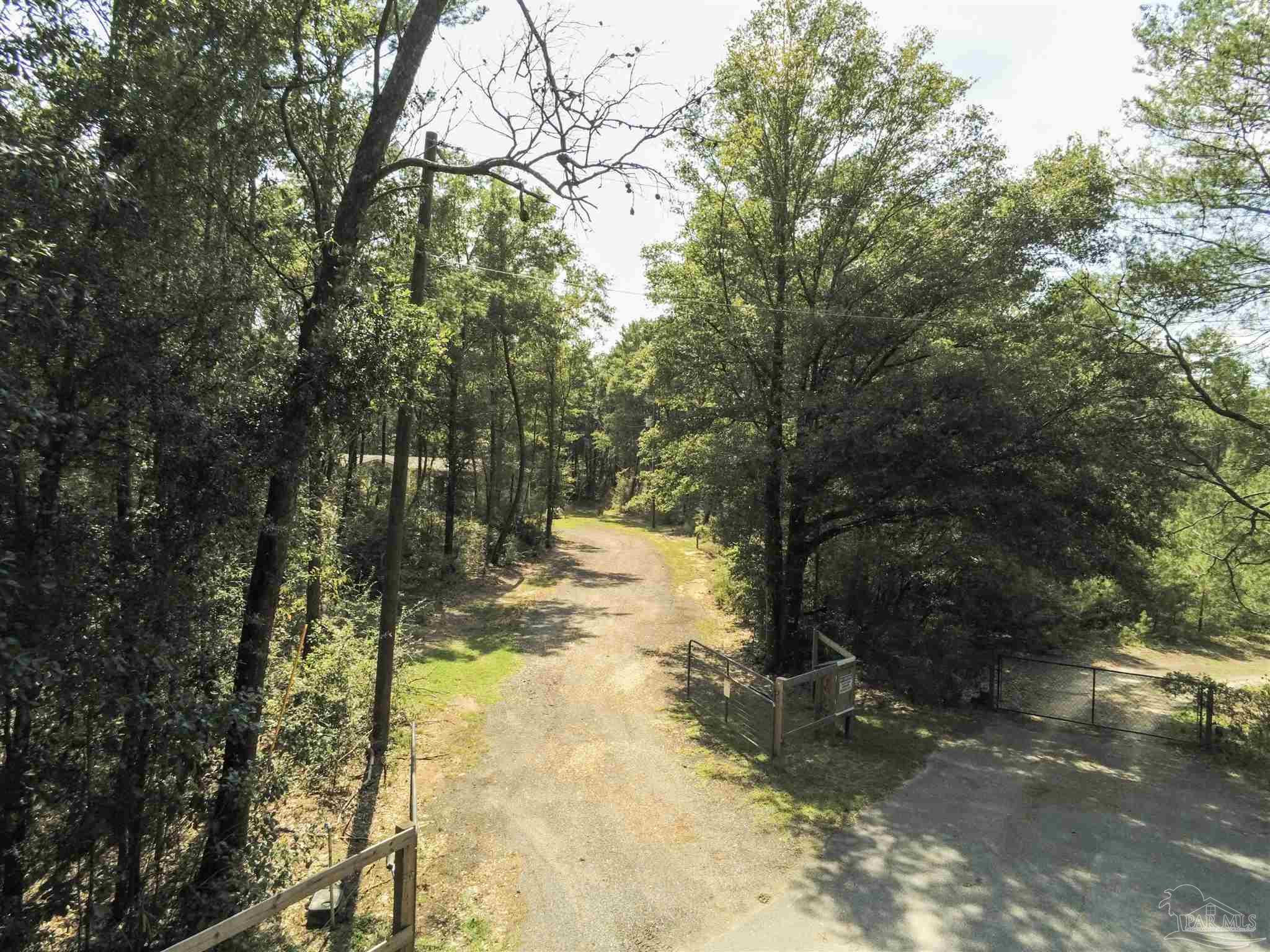 main property photo 41