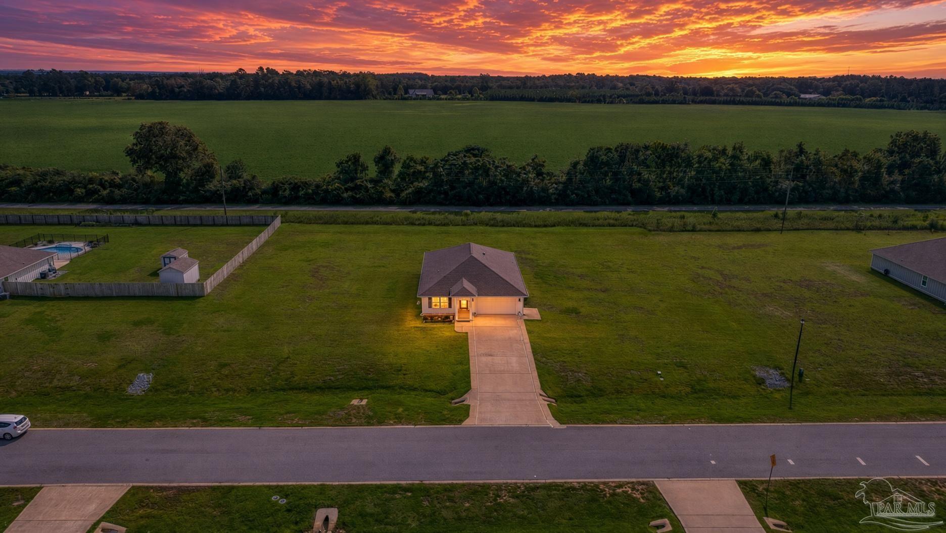 main property photo 26