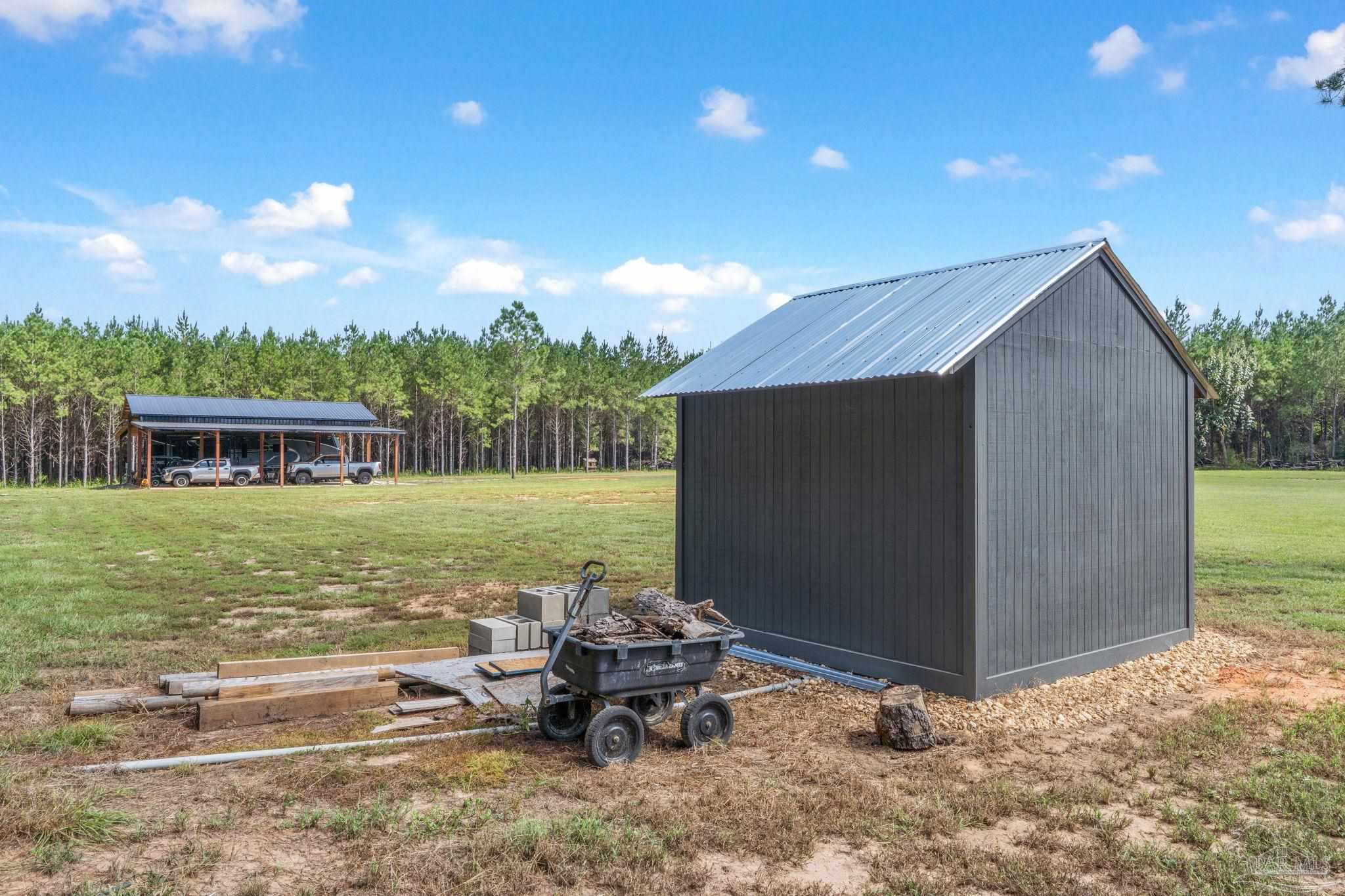 main property photo 22