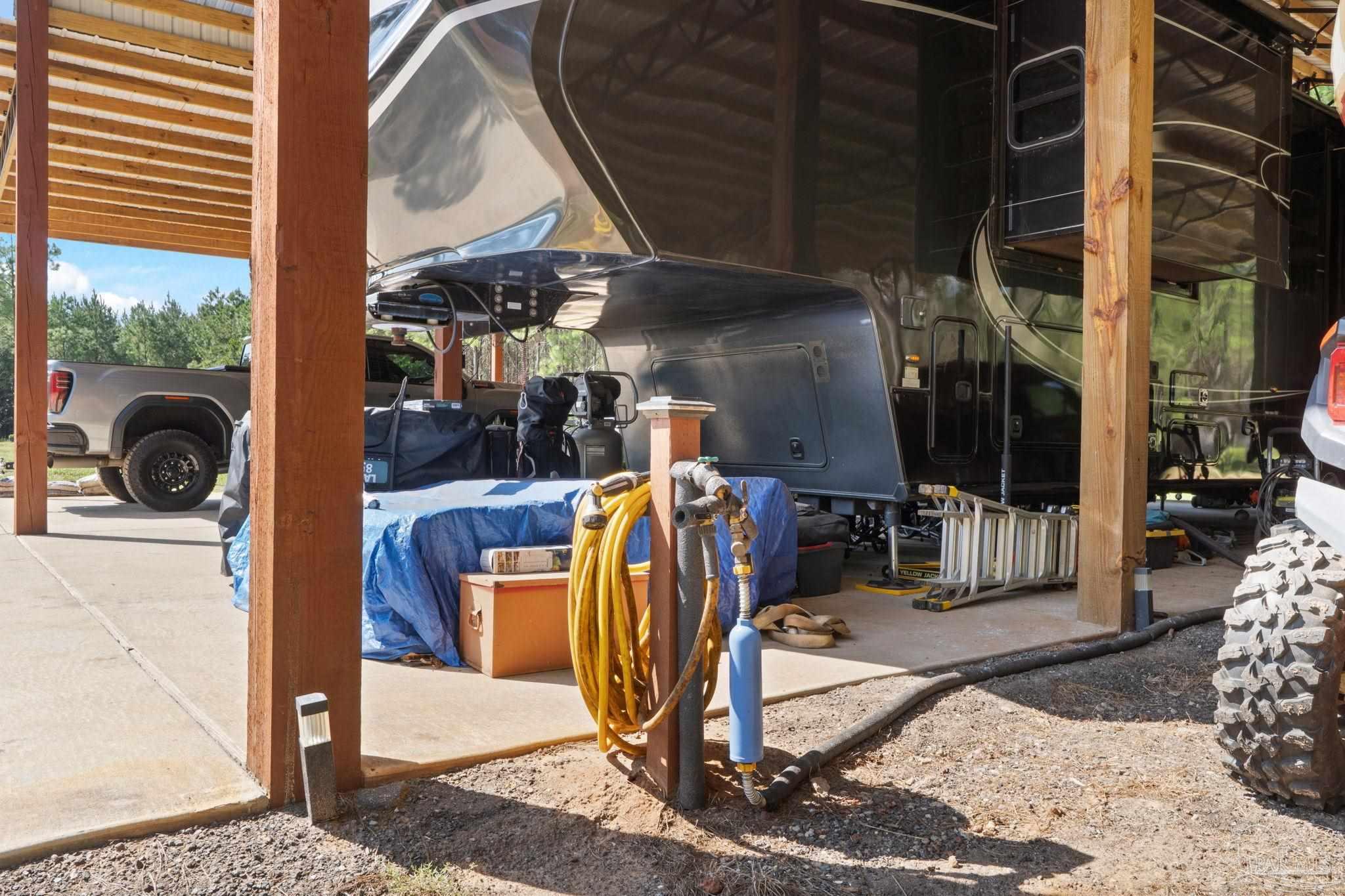 main property photo 43
