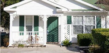 image of property with 2 Bed | 1 Bath | 888 Sqft
