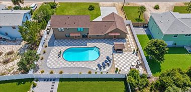 image of property with 4 Bed | 3 Bath | 2,574 Sqft