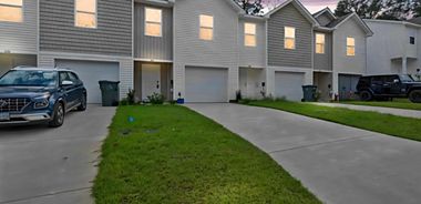 image of property with 3 Bed | 2 Bath | 1,600 Sqft