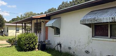 image of property with 3 Bed | 1 Bath | 1,260 Sqft