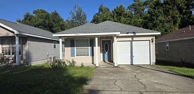 image of property with 3 Bed | 2 Bath | 1,257 Sqft
