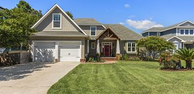 image of property with 4 Bed | 3 Bath | 2,520 Sqft