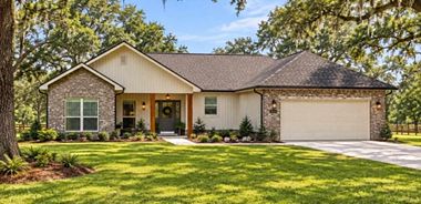 image of property with 4 Bed | 2 Bath | 1,776 Sqft