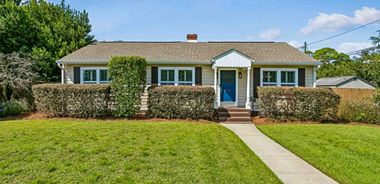 image of property with 3 Bed | 2 Bath | 1,492 Sqft