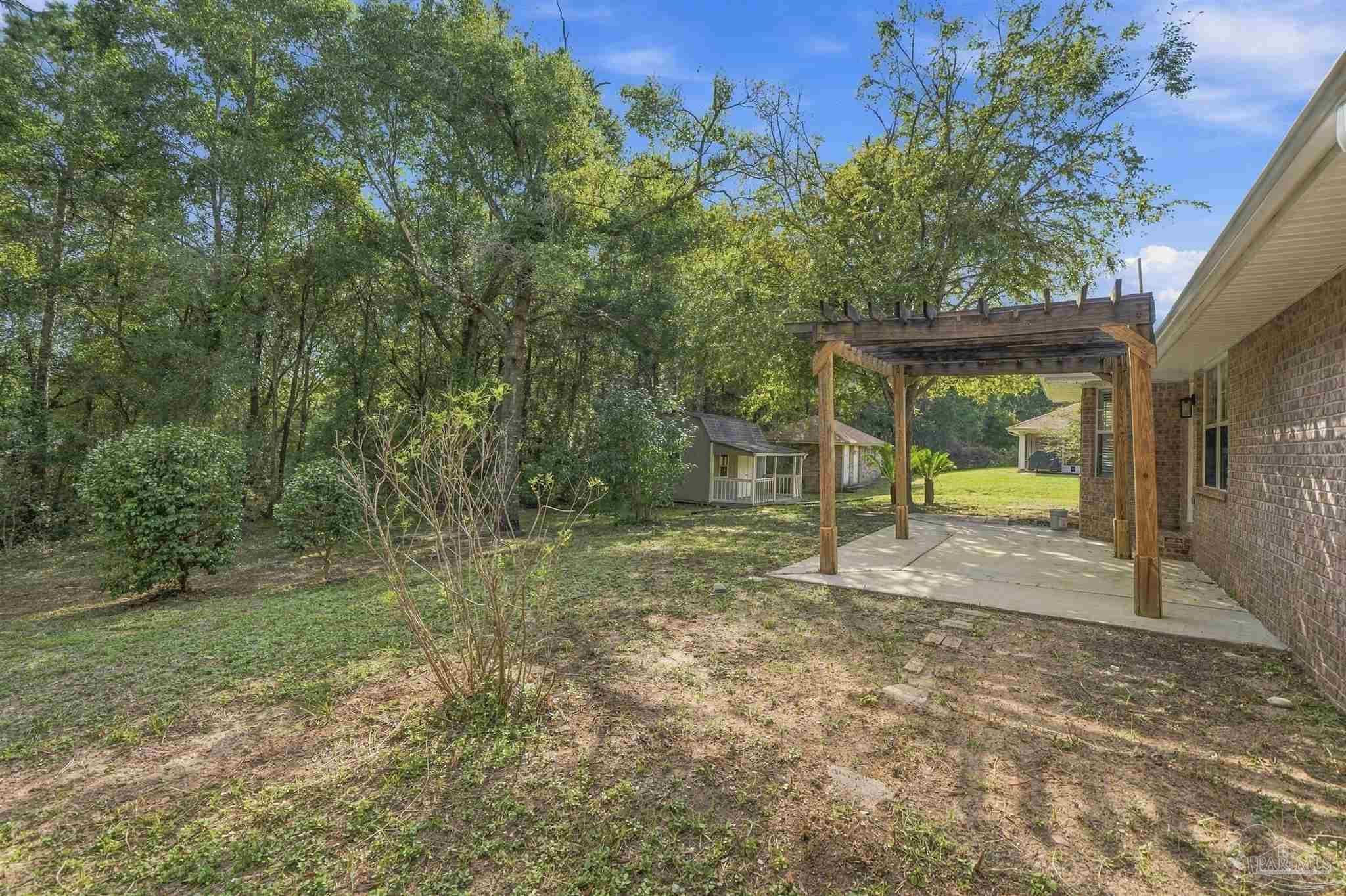 main property photo 37