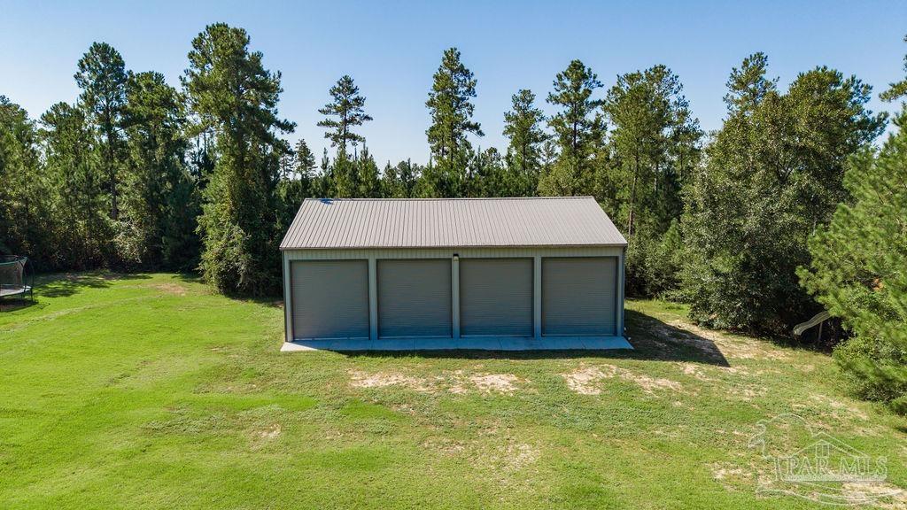main property photo 45