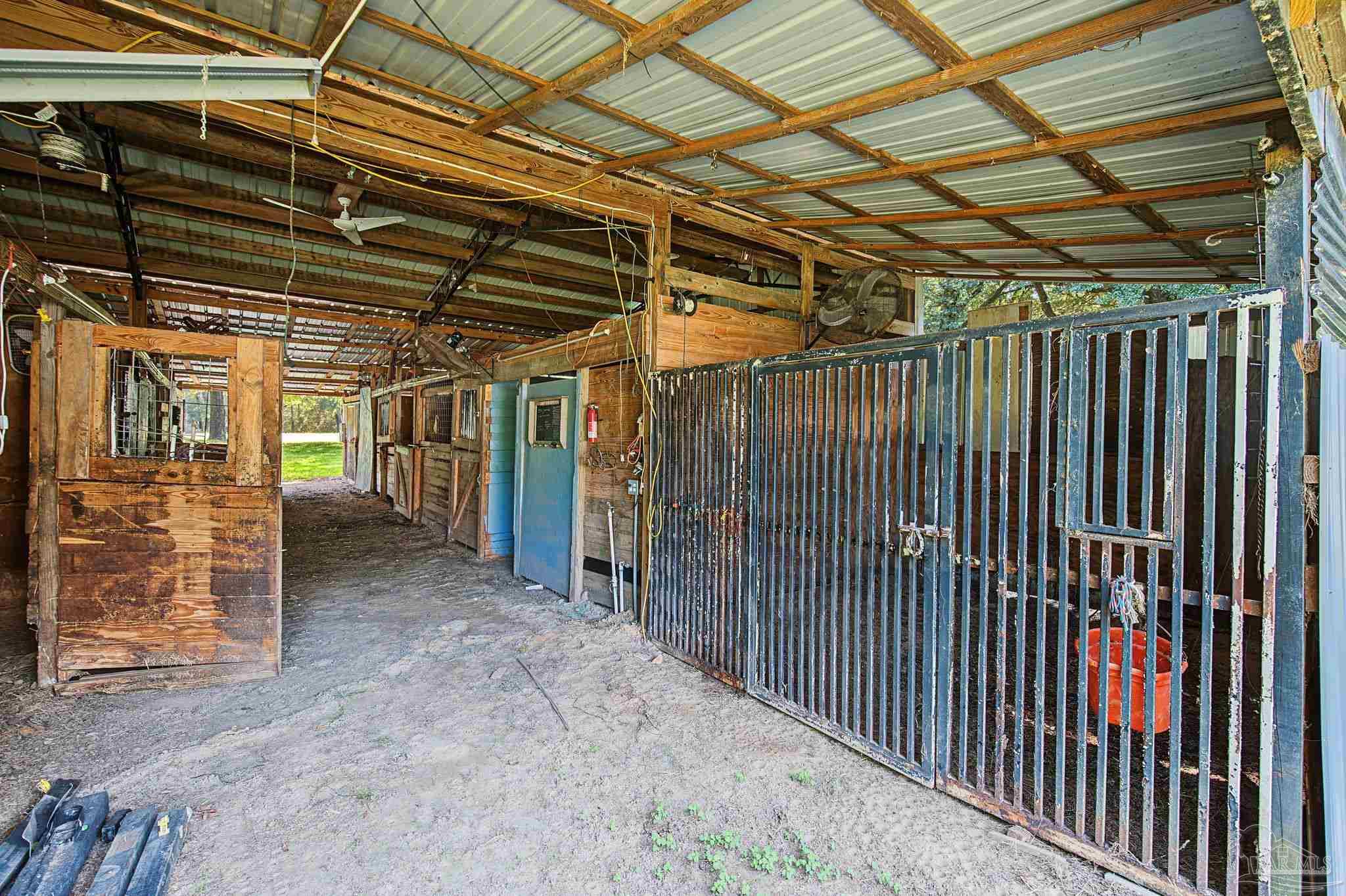 main property photo 38
