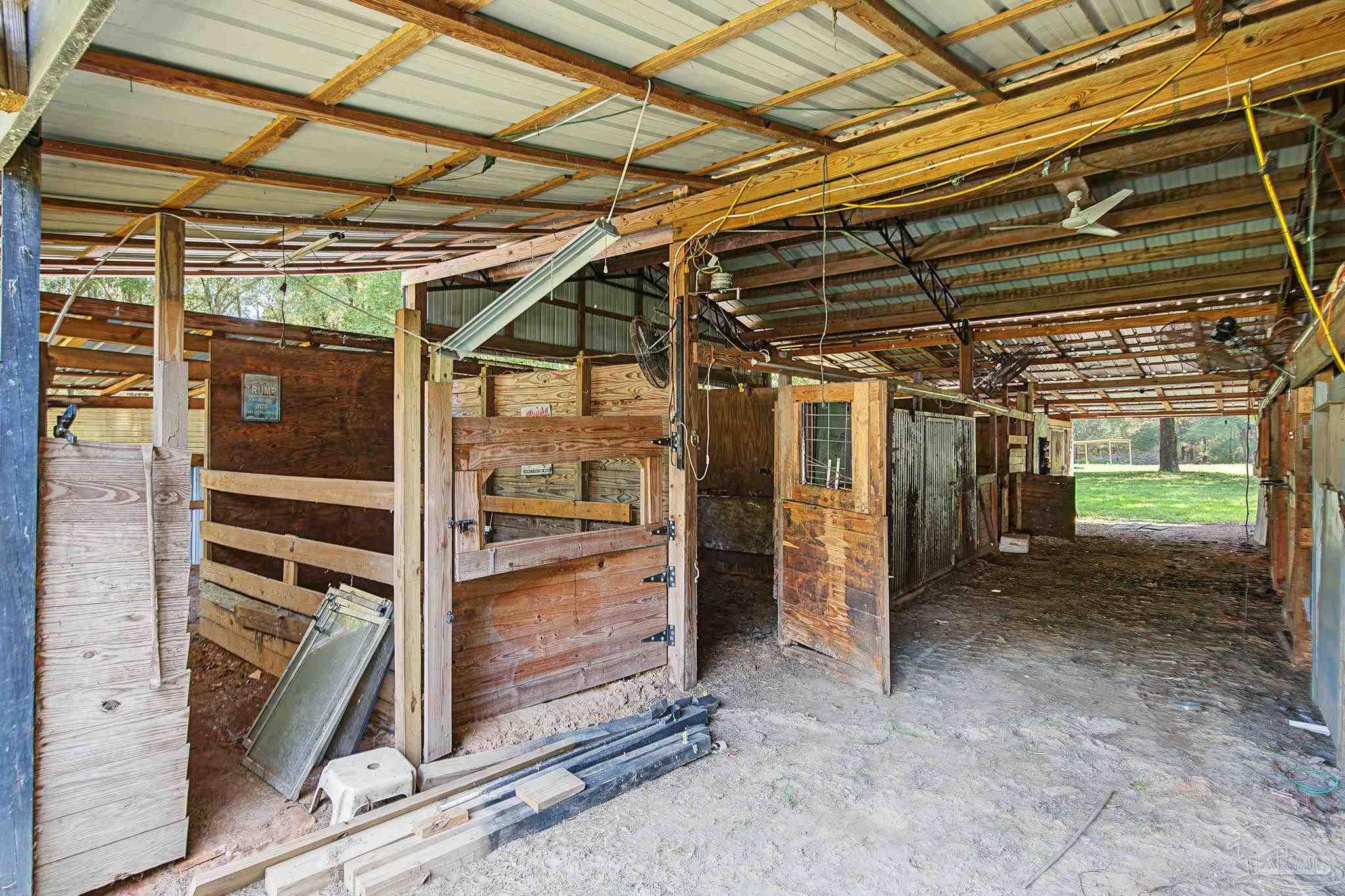 main property photo 39