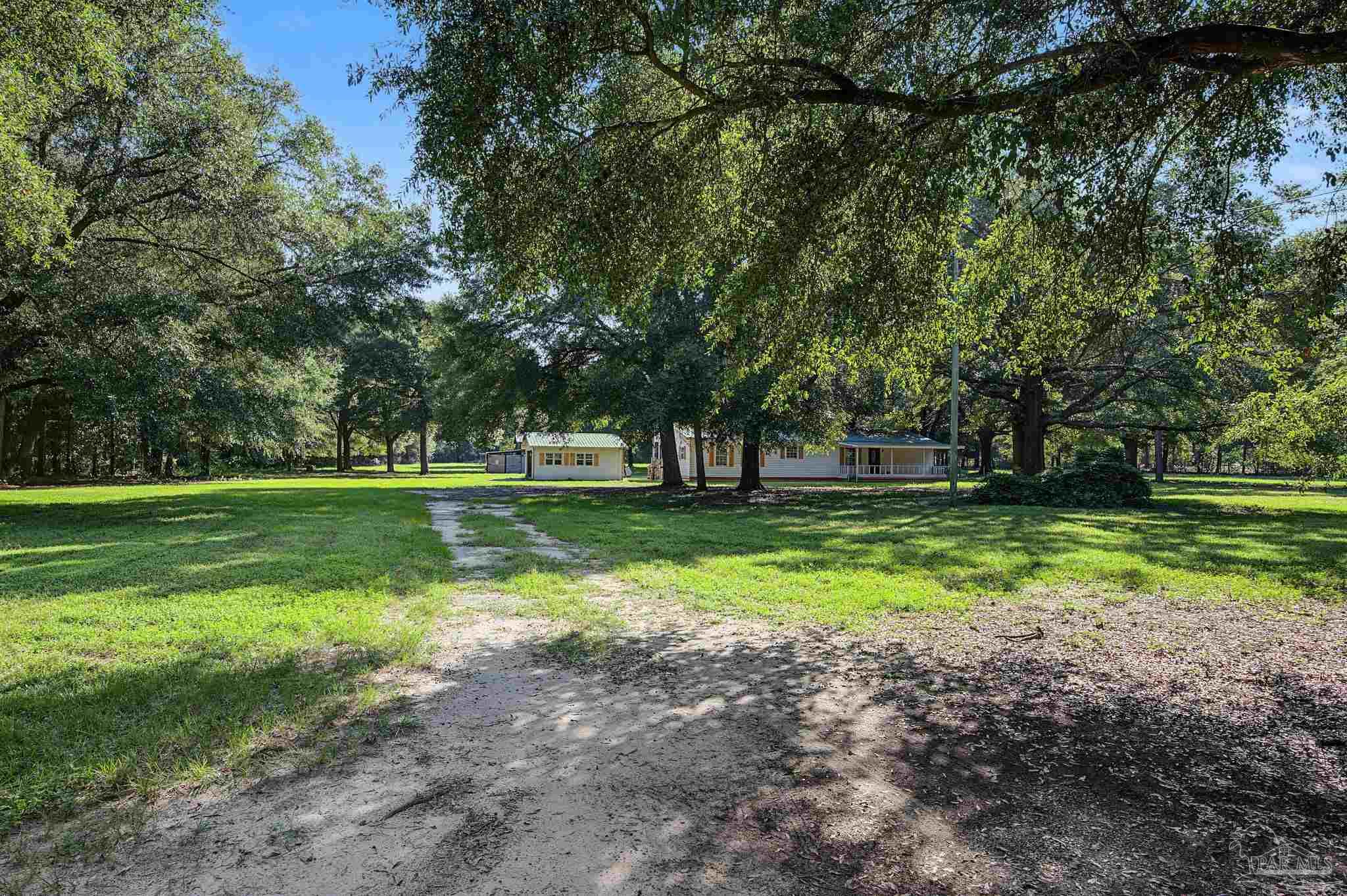 main property photo 42