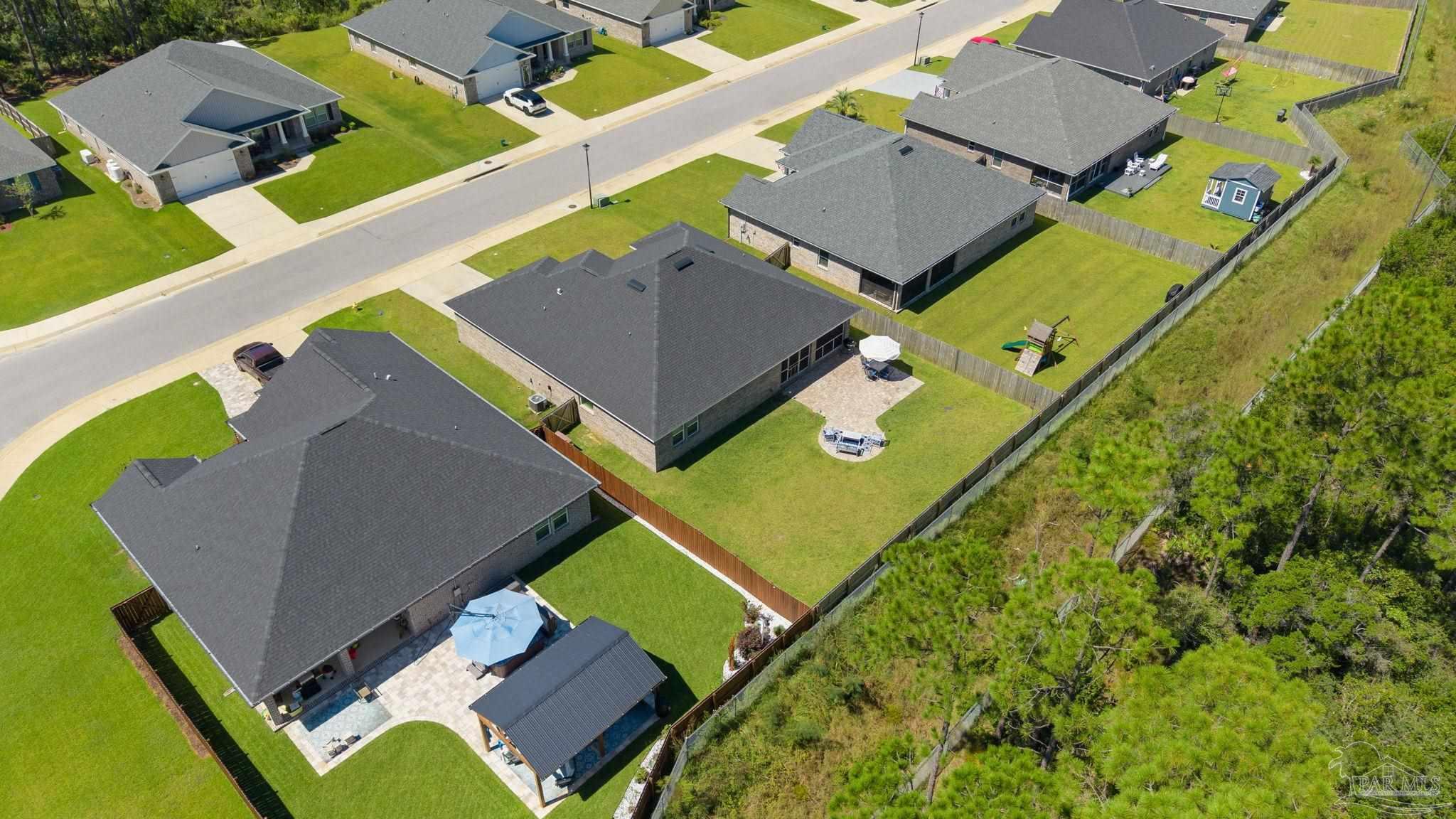 main property photo 50
