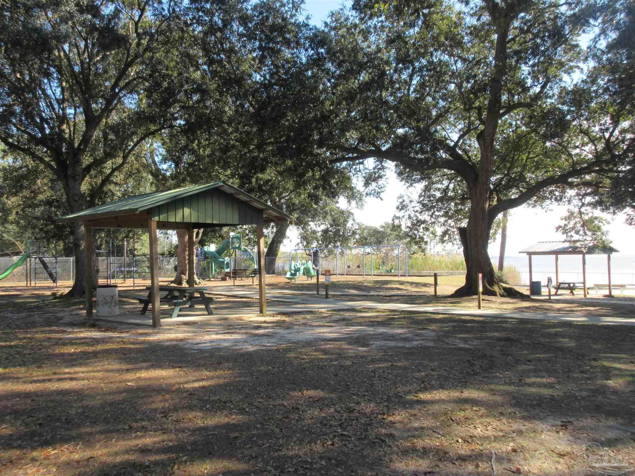 main property photo 42