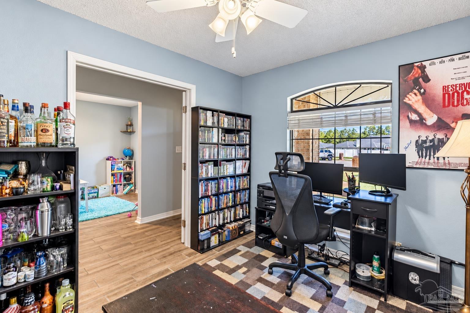 main property photo 15