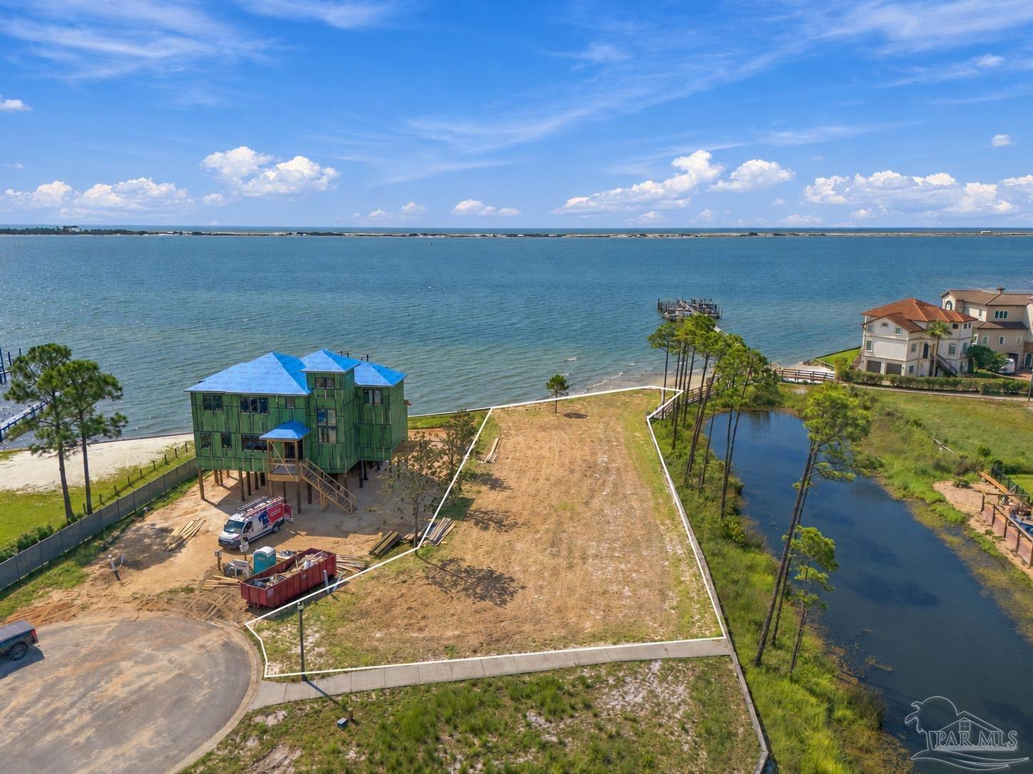 main property photo 10