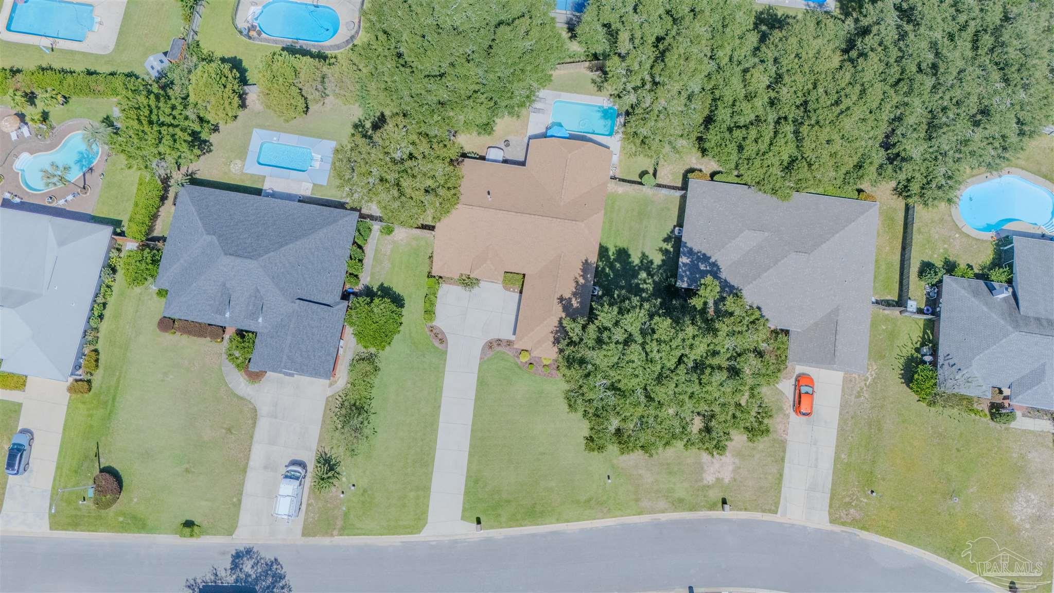 main property photo 45