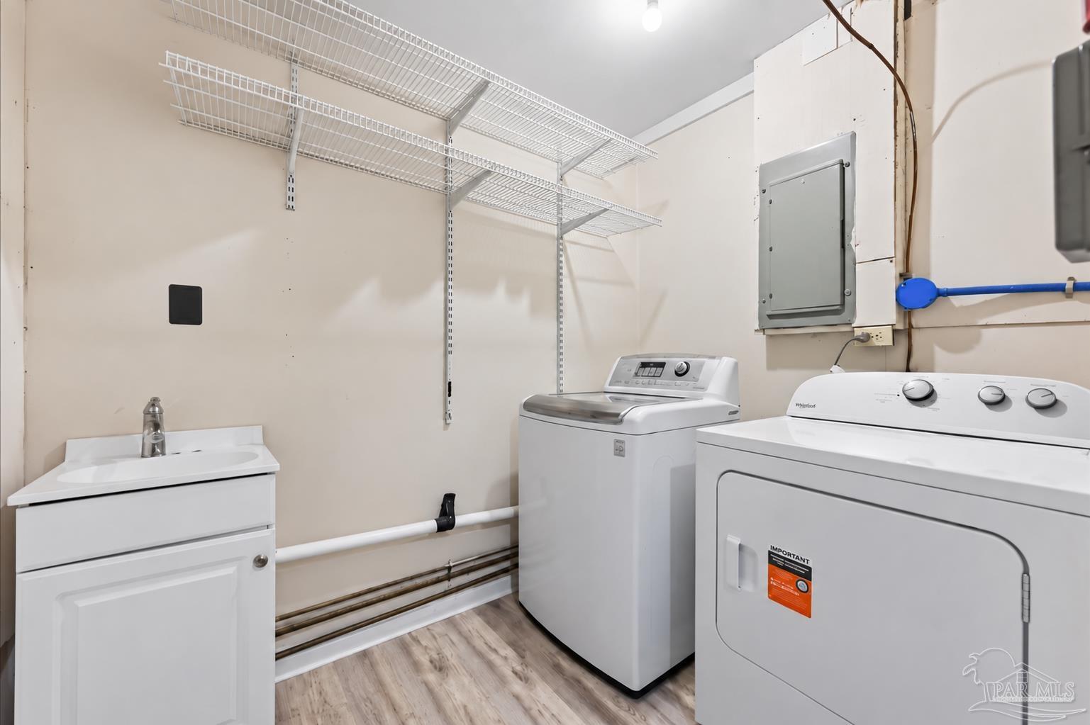 main property photo 19