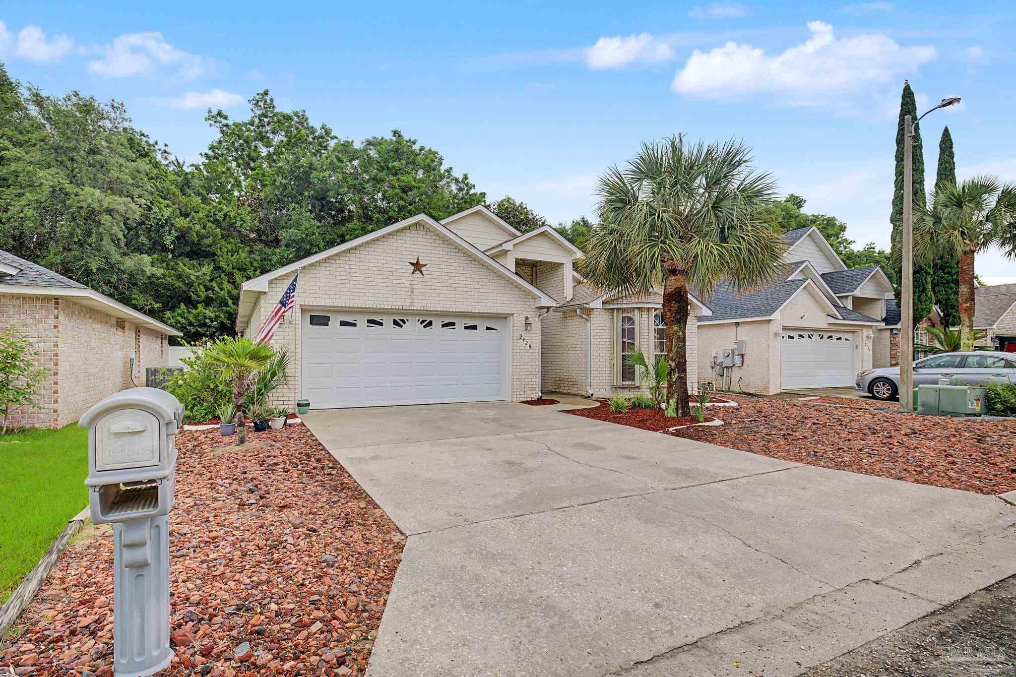 main property photo 0
