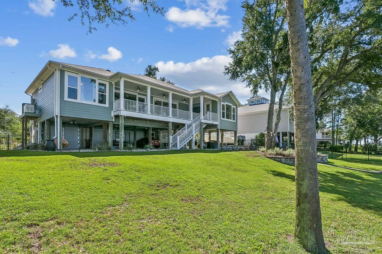 main property photo 37