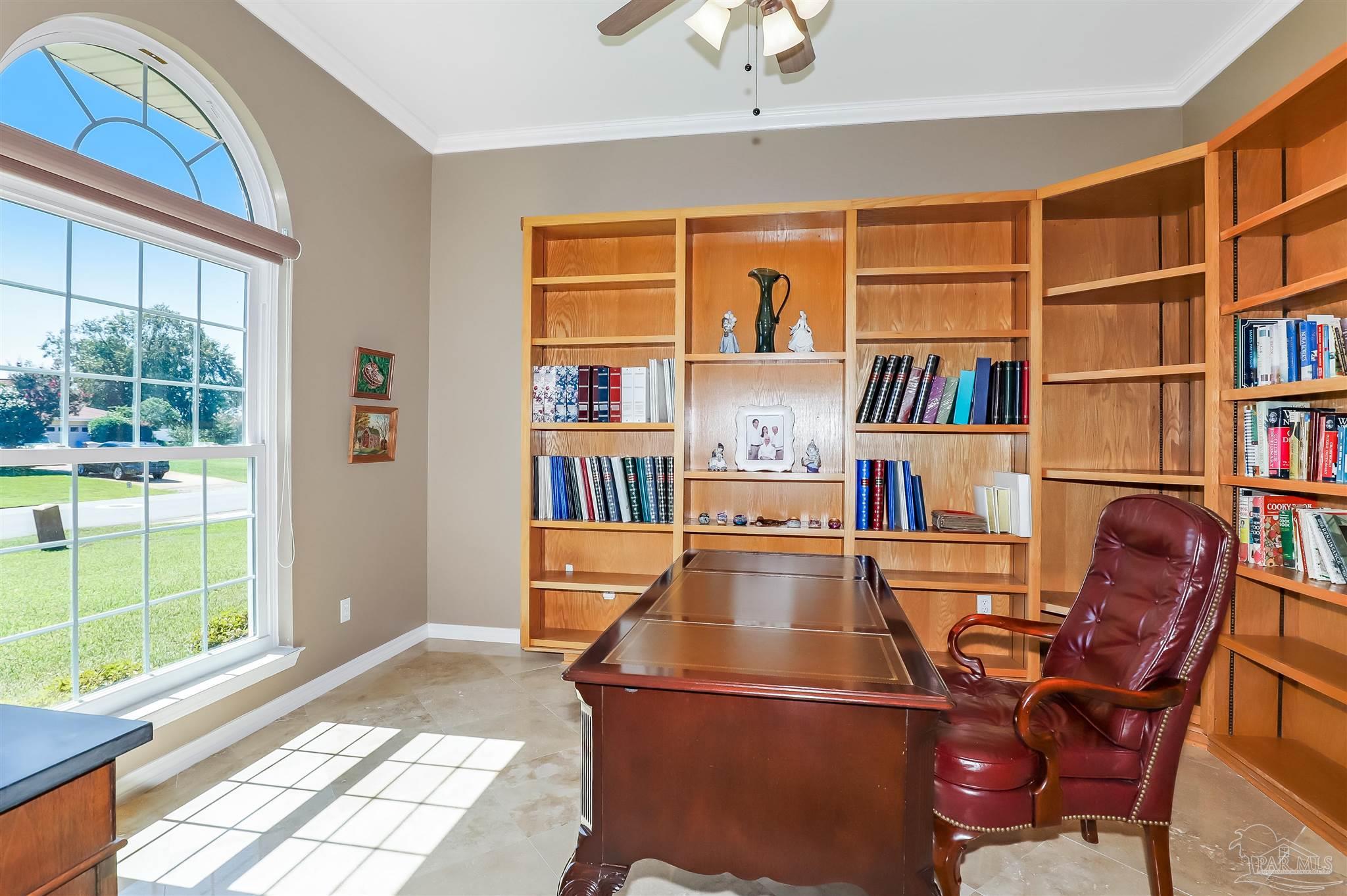 main property photo 6