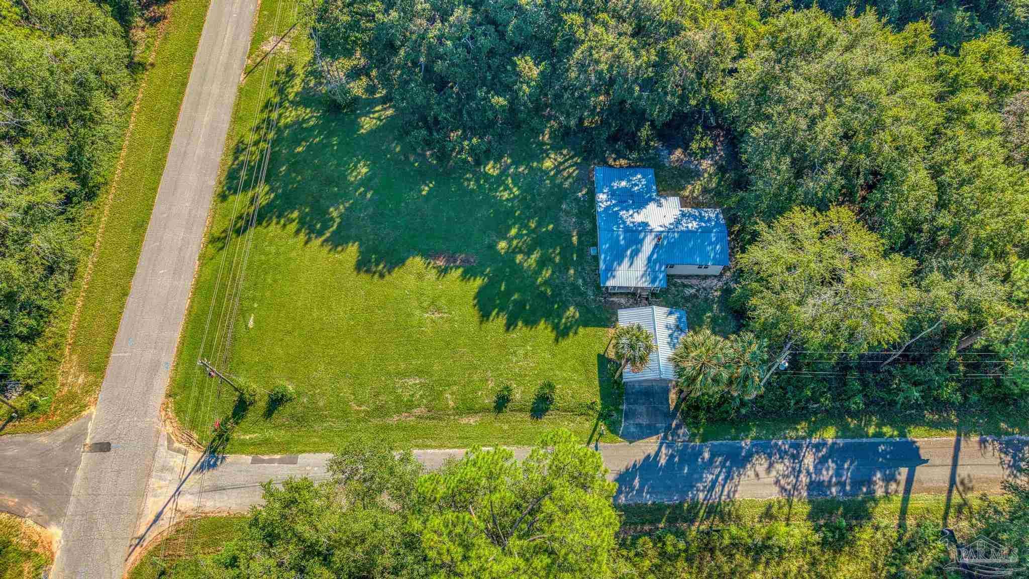 main property photo 11