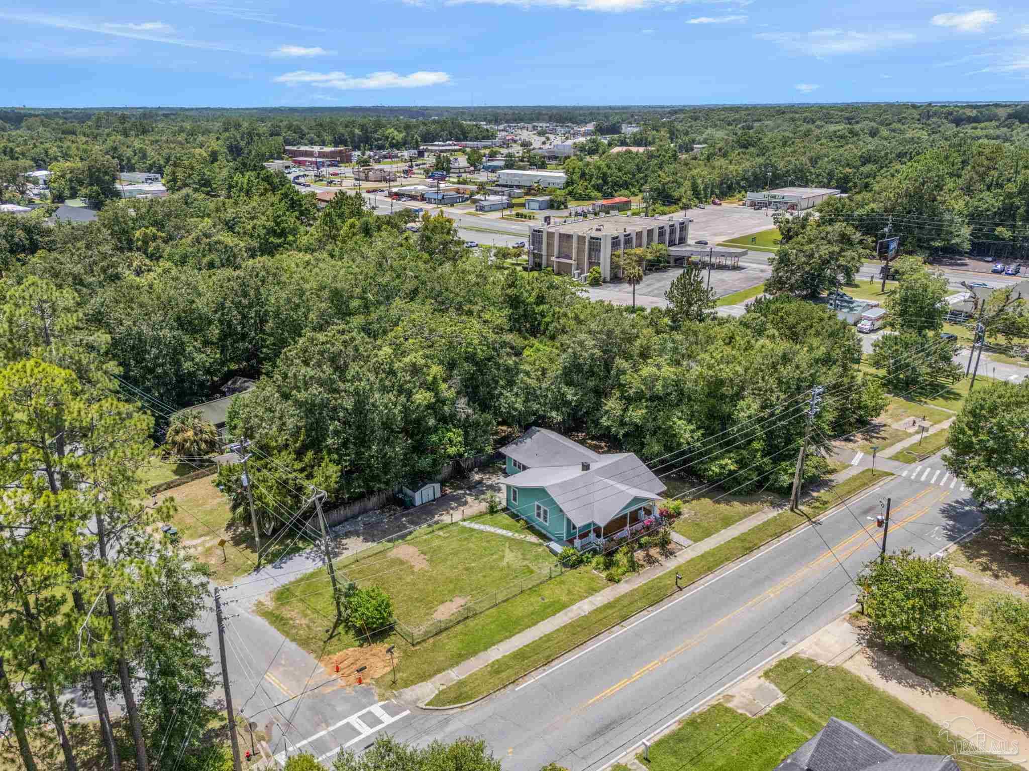 main property photo 37