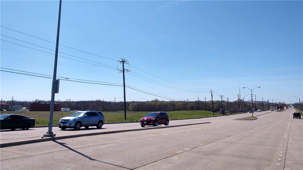 main property photo 8