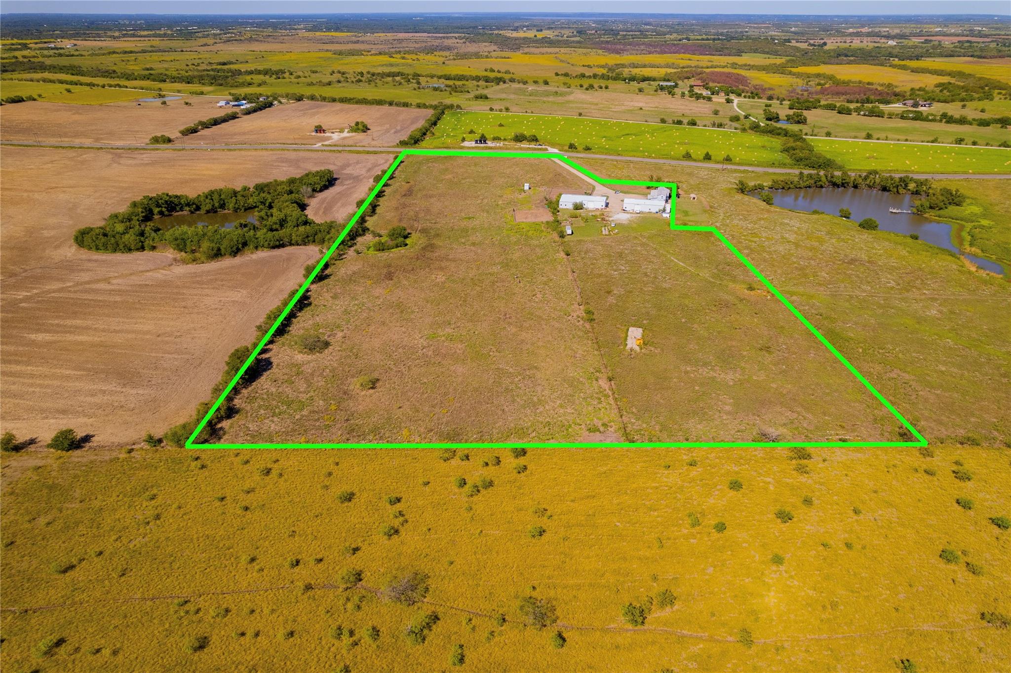 main property photo 4