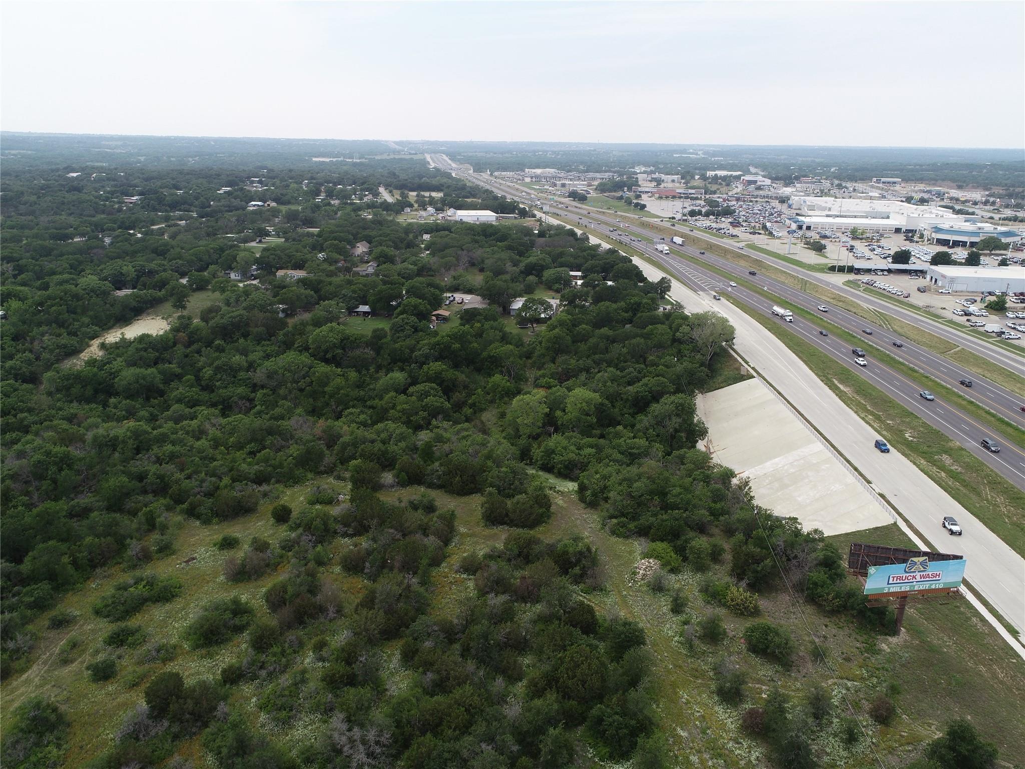 main property photo 6