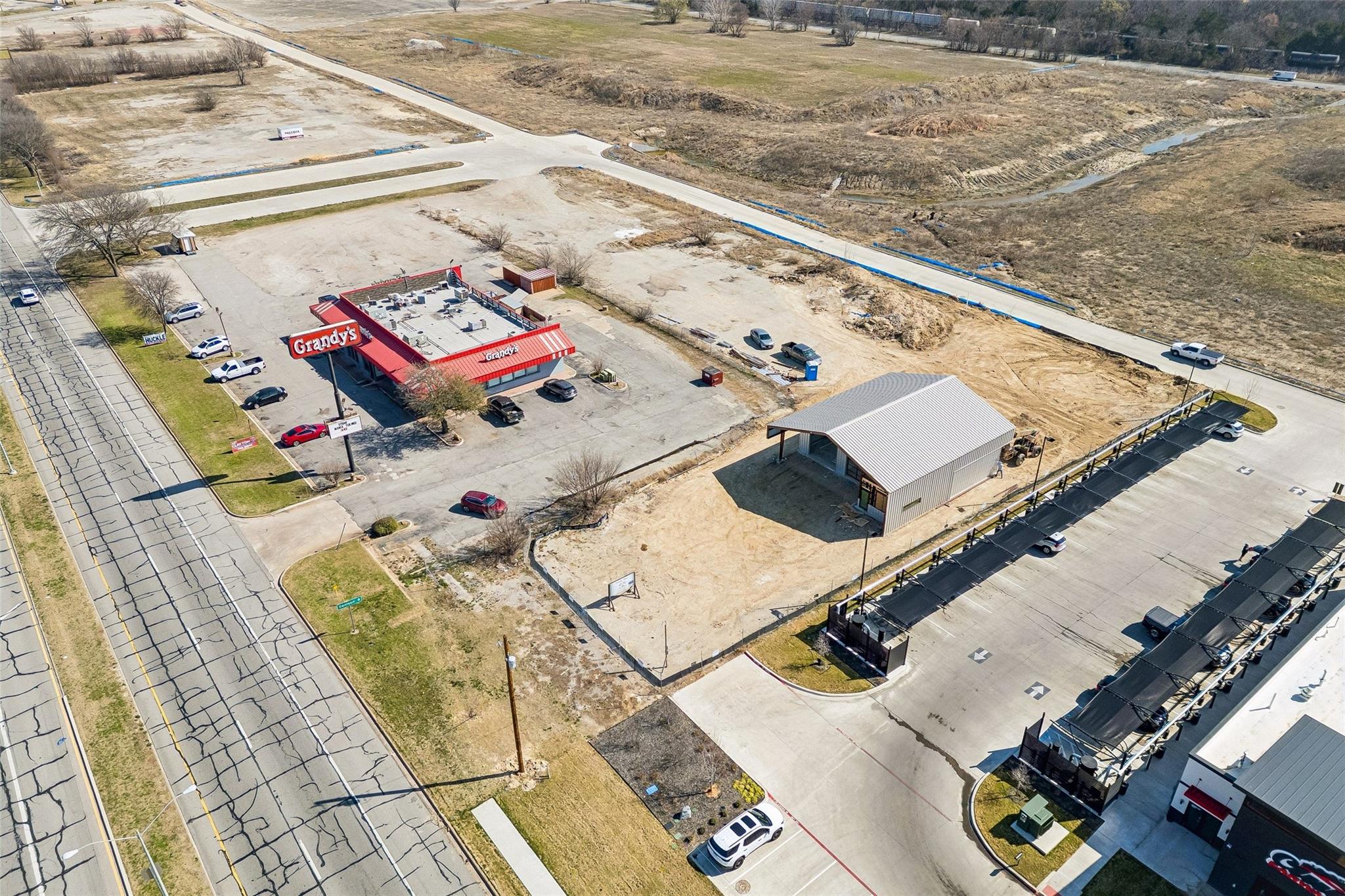 main property photo 26