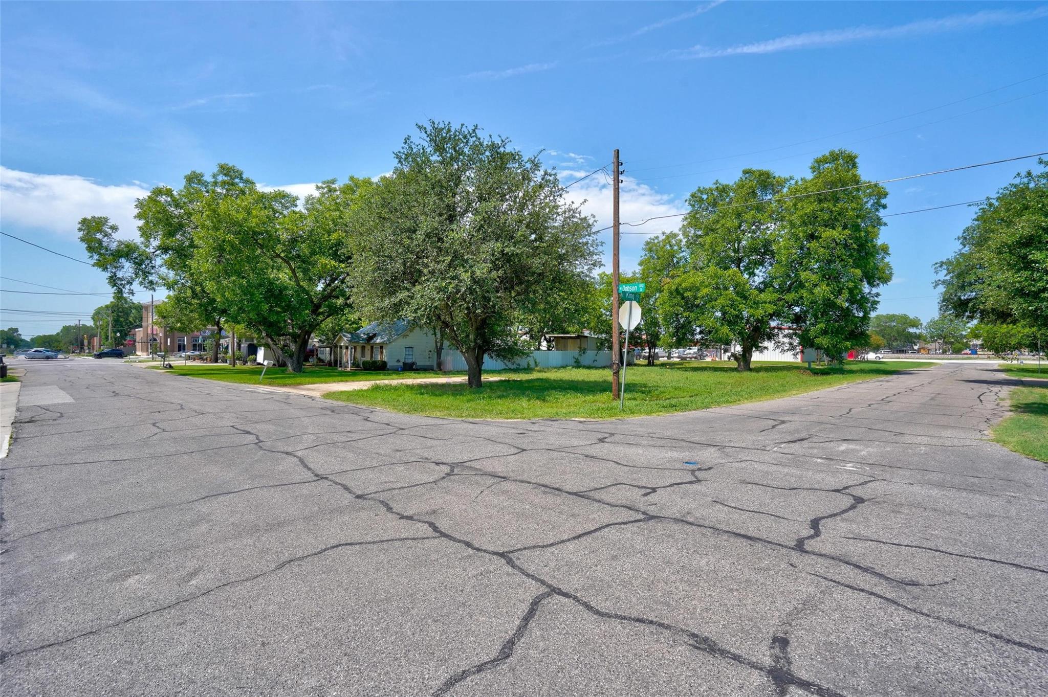 main property photo 11