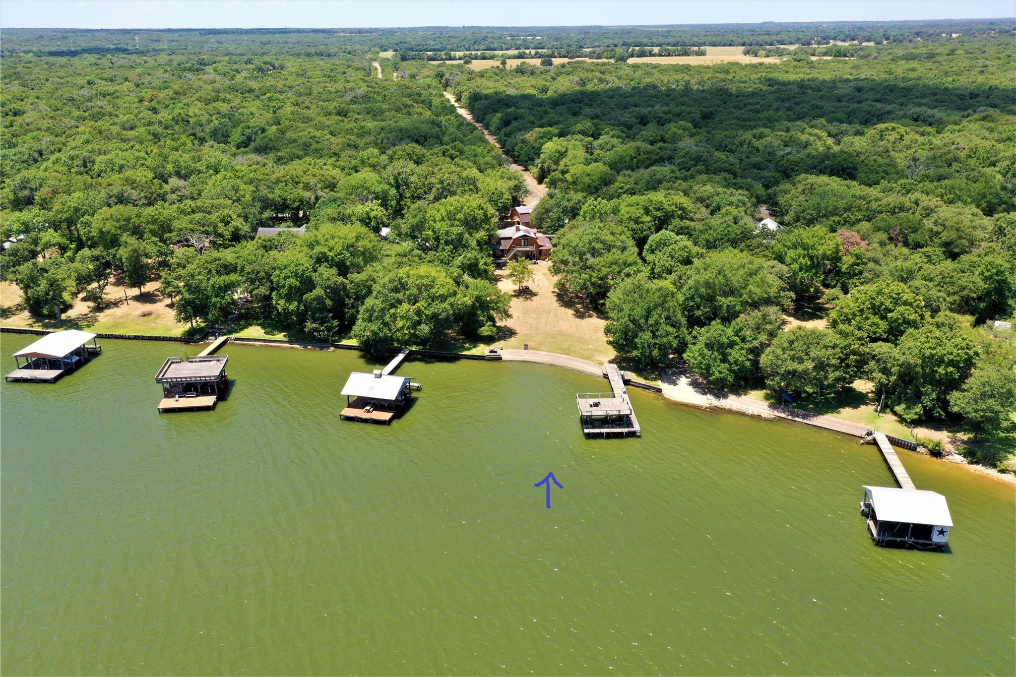 main property photo 3