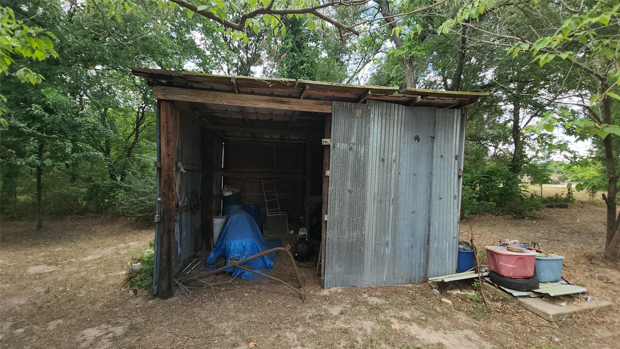 main property photo 7
