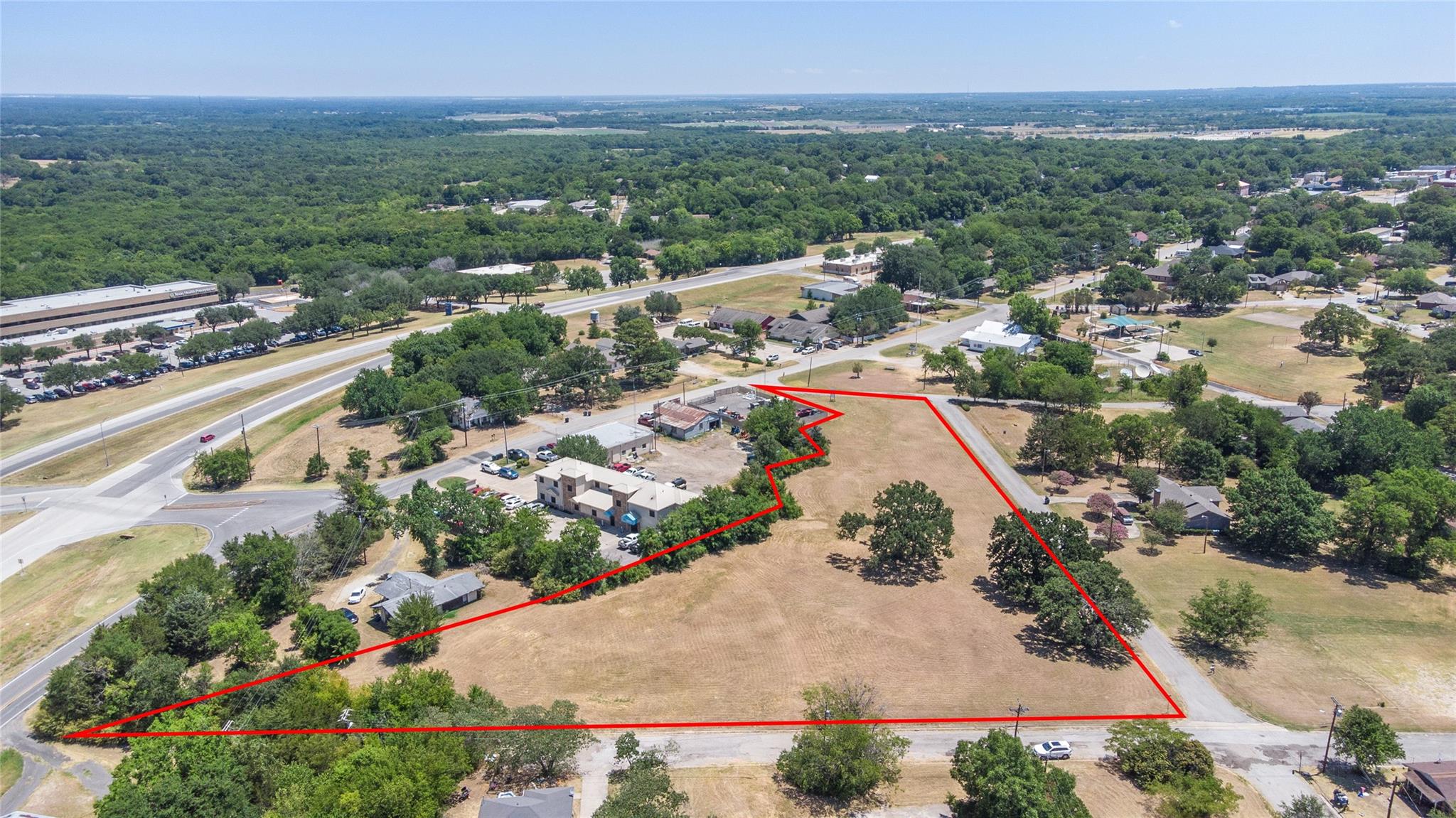 main property photo 2