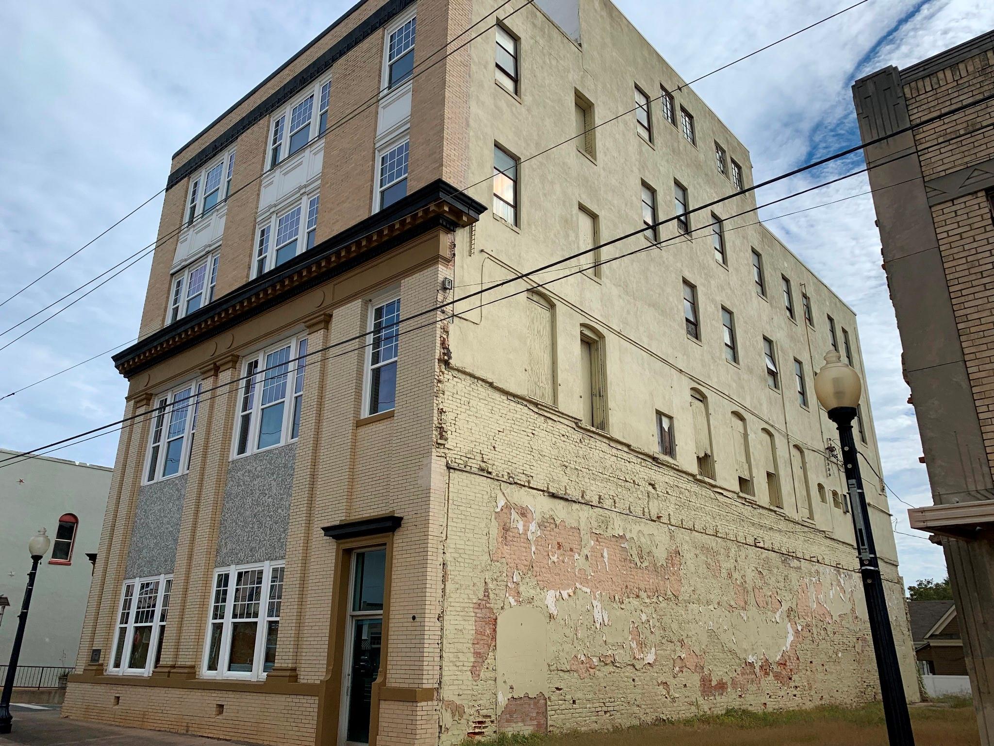 main property photo 10