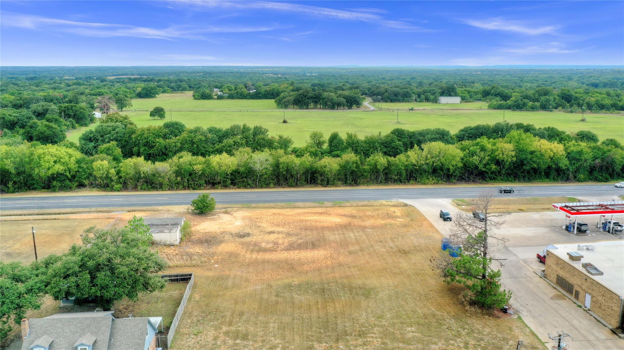 main property photo 12