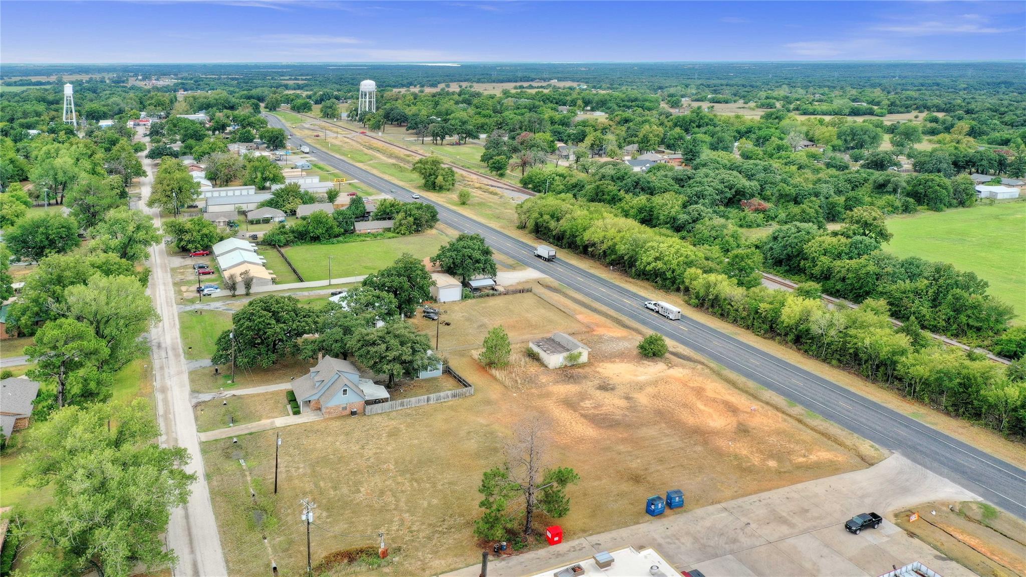 main property photo 15
