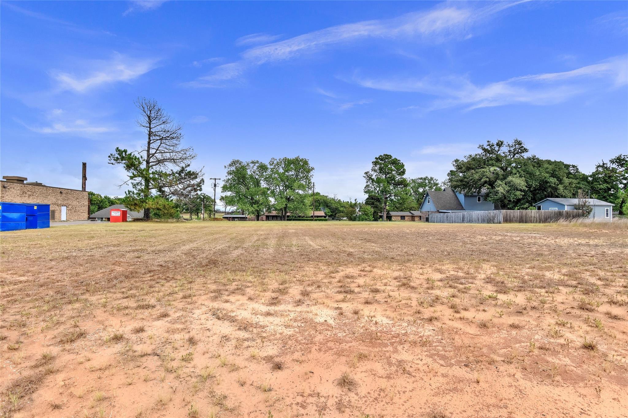main property photo 19